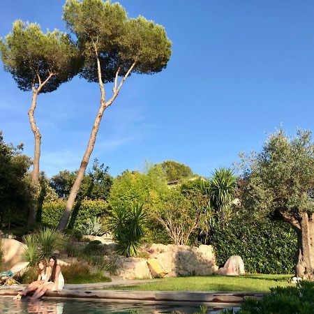 Villa L'Ensoleillee Рокфор-ле-Пен Екстер'єр фото